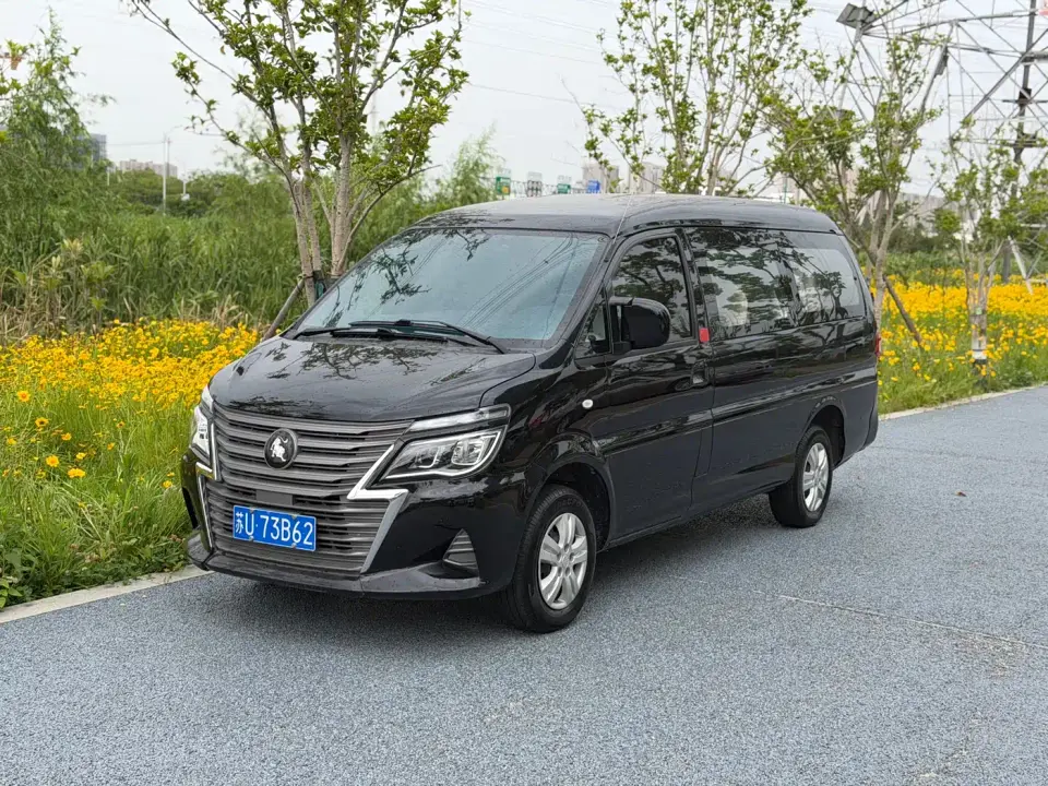 Dongfeng Fengxing Lingzhi M5 1.6L Utility 7-seater 2022