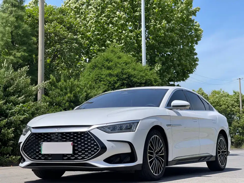 BYD Han DM-i Champion Edition 121KM Honor 2023