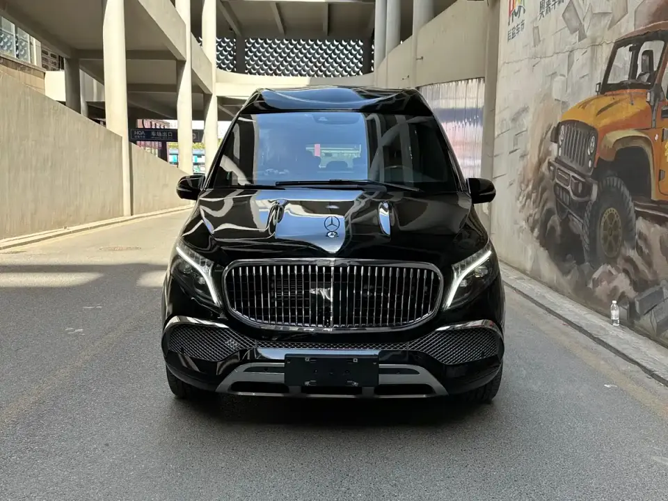 Mercedes-Benz V-Class V 260 L Long Wheelbase Luxury Edition 2023