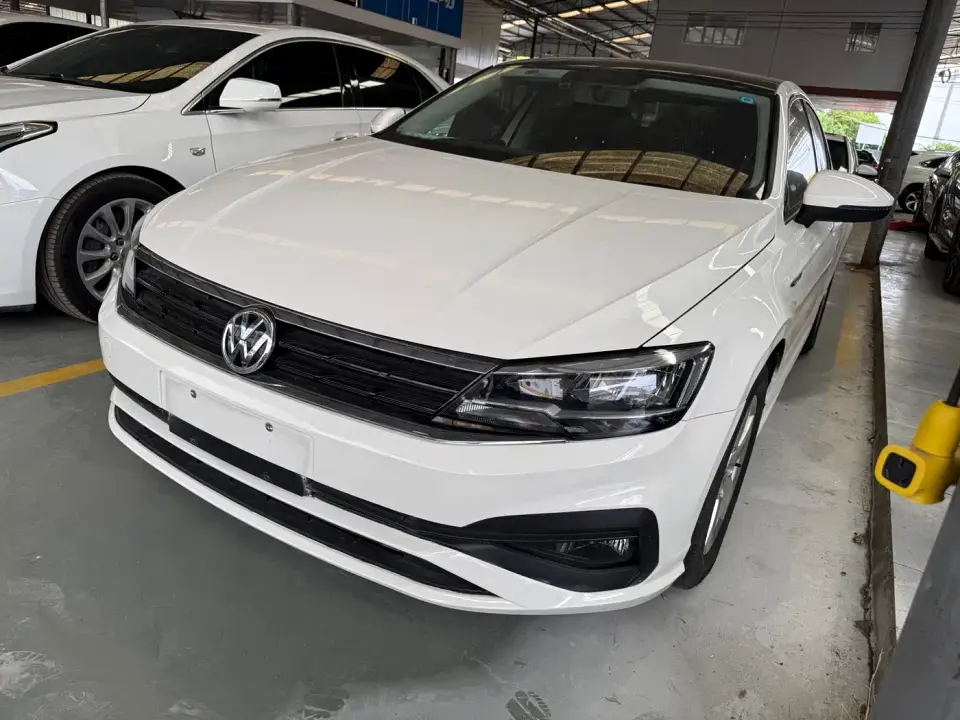 Volkswagen Lamando 230TSI DSG Fashion Edition 2021