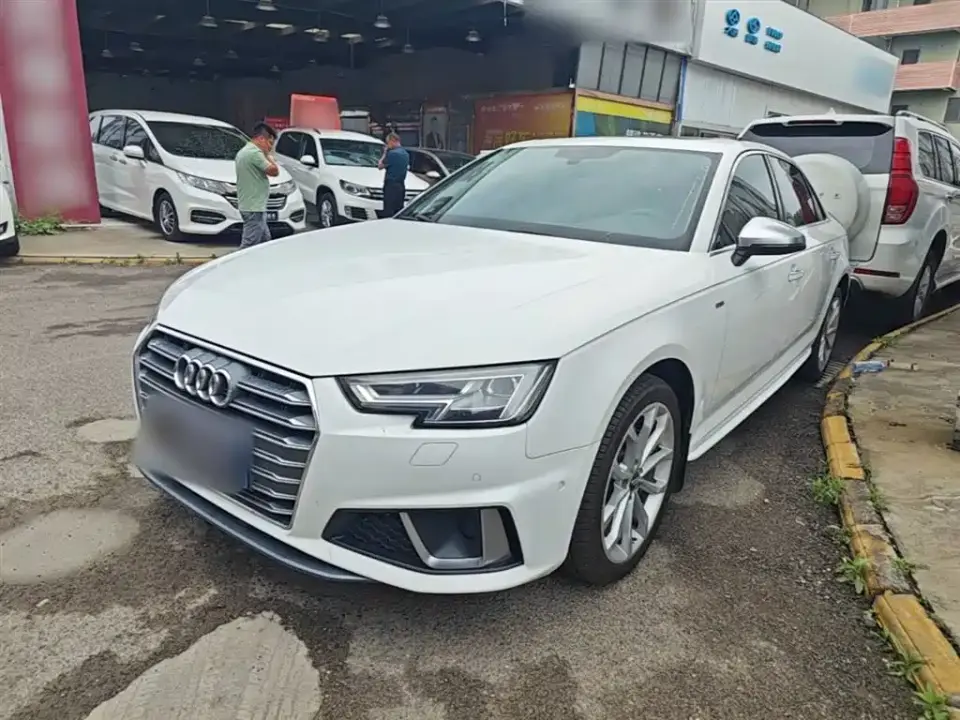 Audi A4L 40 TFSI Fashion (China VI) 2020