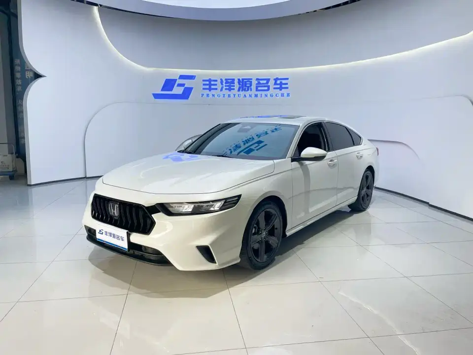 Honda Inspire 260TURBO Delicate Edition 2024