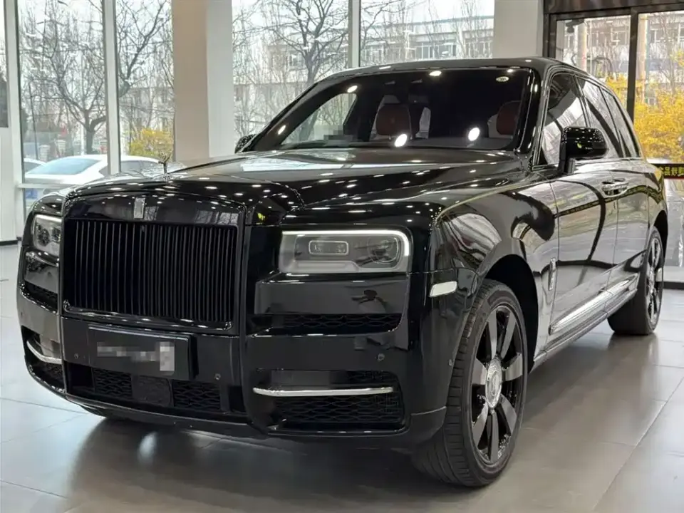 Rolls-Royce Cullinan 4-Seater Version 2021