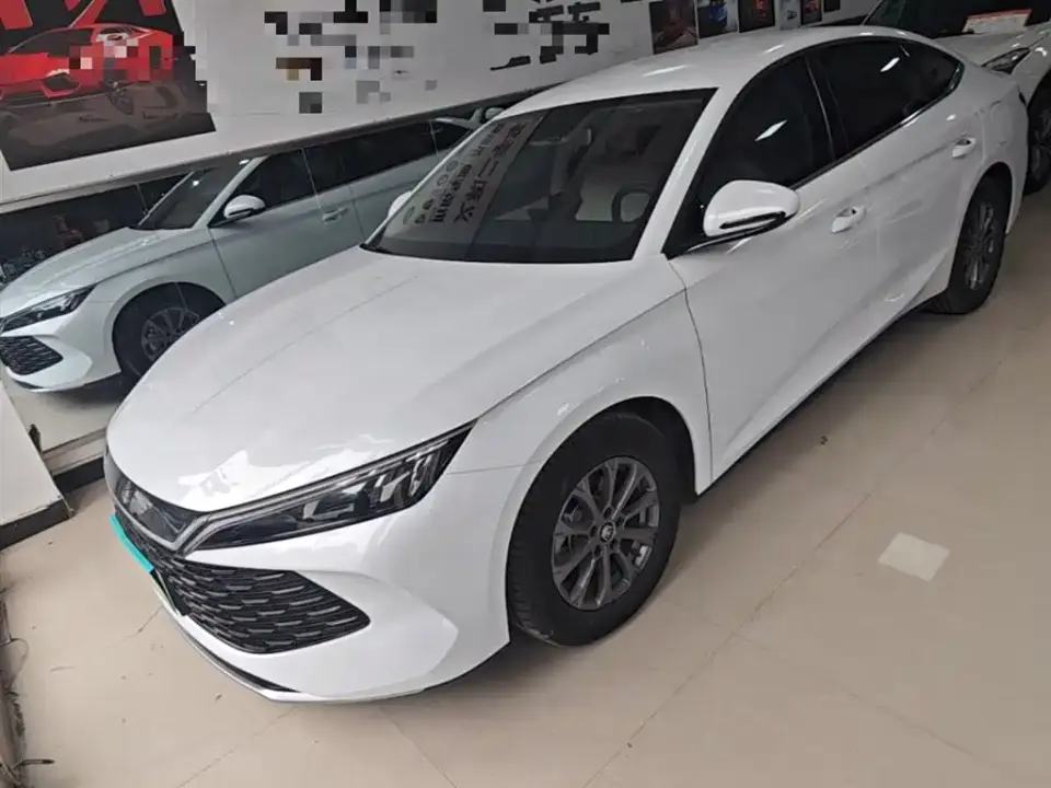 BYD Qin L DM-i 80KM Leading Edition 2024