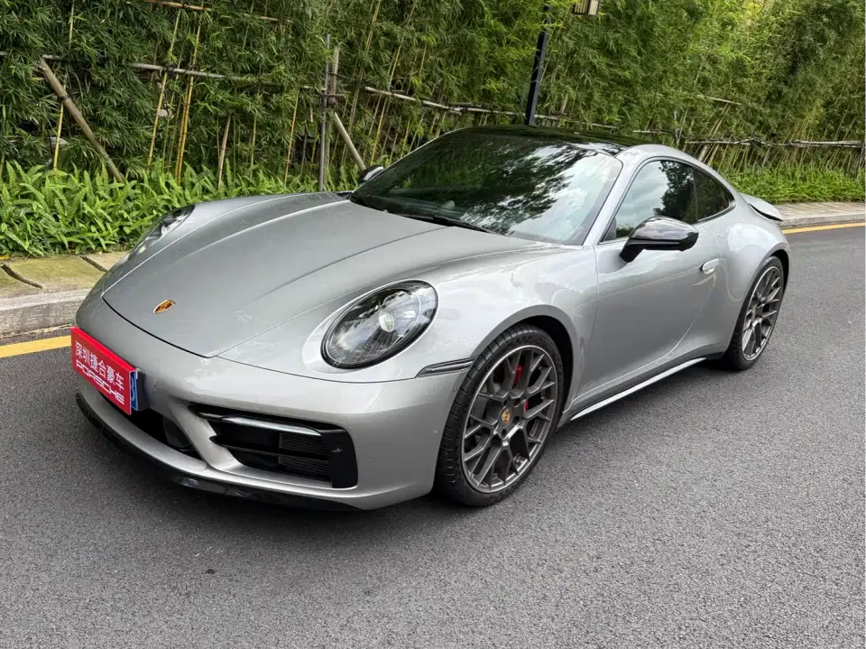 Porsche 911 Carrera 3.0T 2022