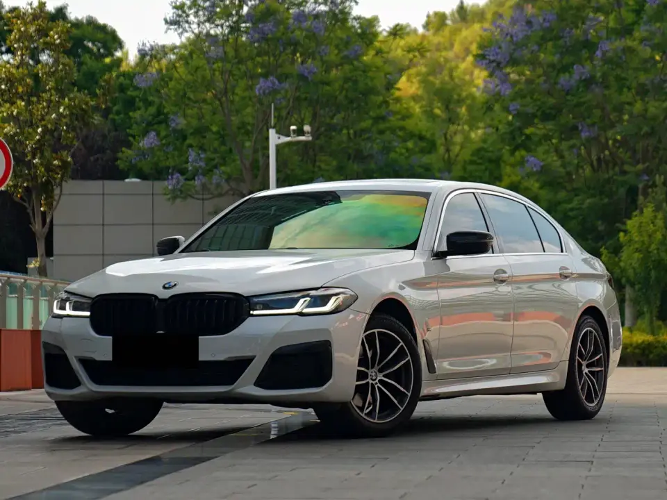 BMW 5 Series 525Li M Sport Package 2022