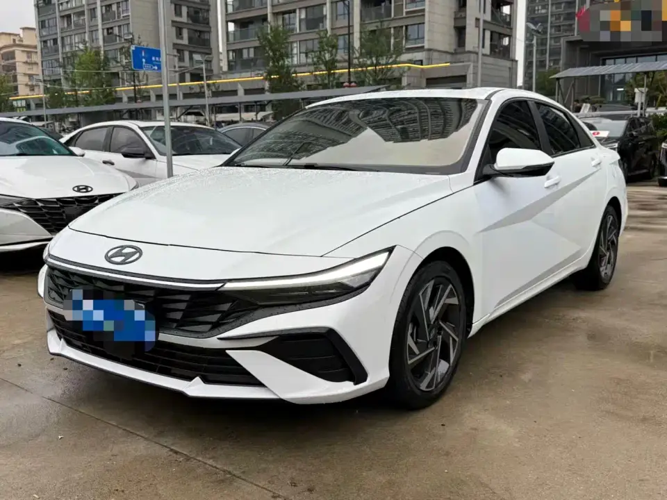 Hyundai Elantra 1.5L CVT TOP Flagship Edition 2024