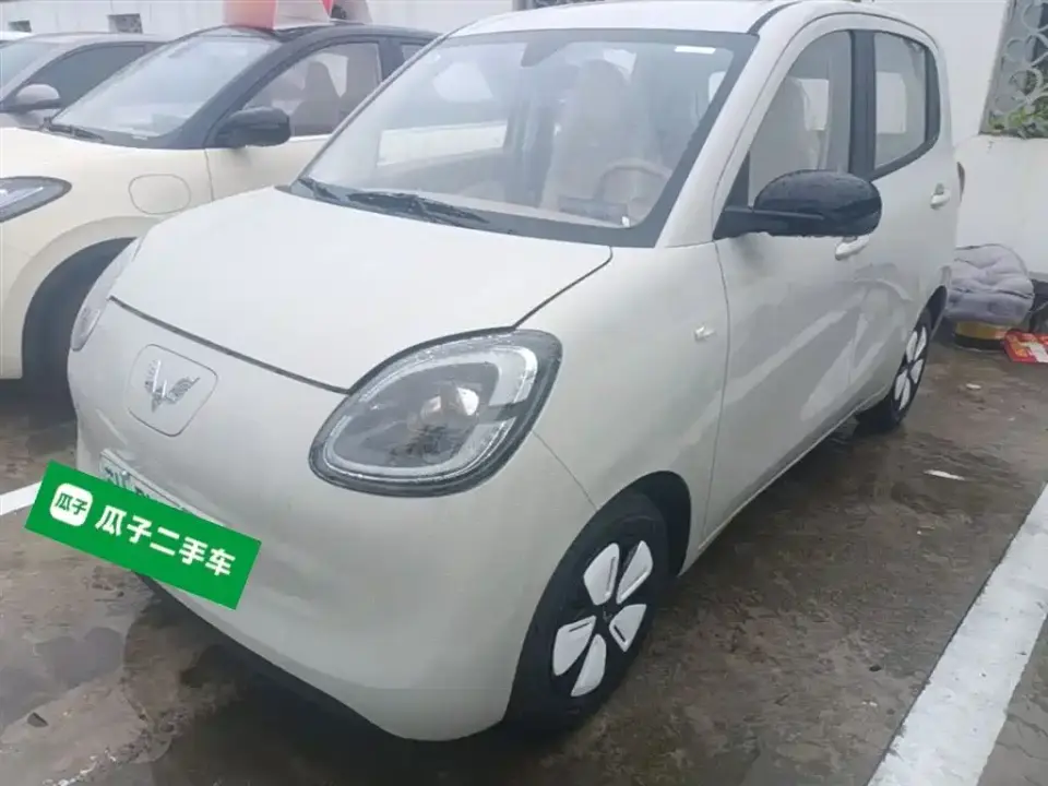 Wuling Motors Hongguang MINIEV 4-Door Advanced 2026