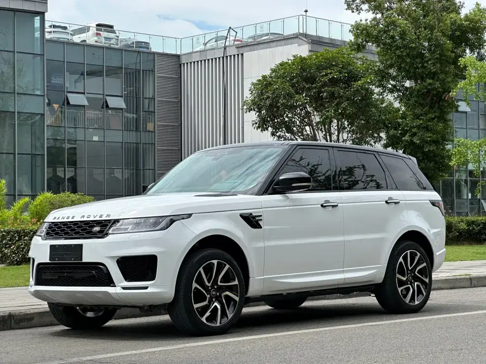 Land Rover Range Rover Sport 3.0 L6 HSE DYNAMIC 2021
