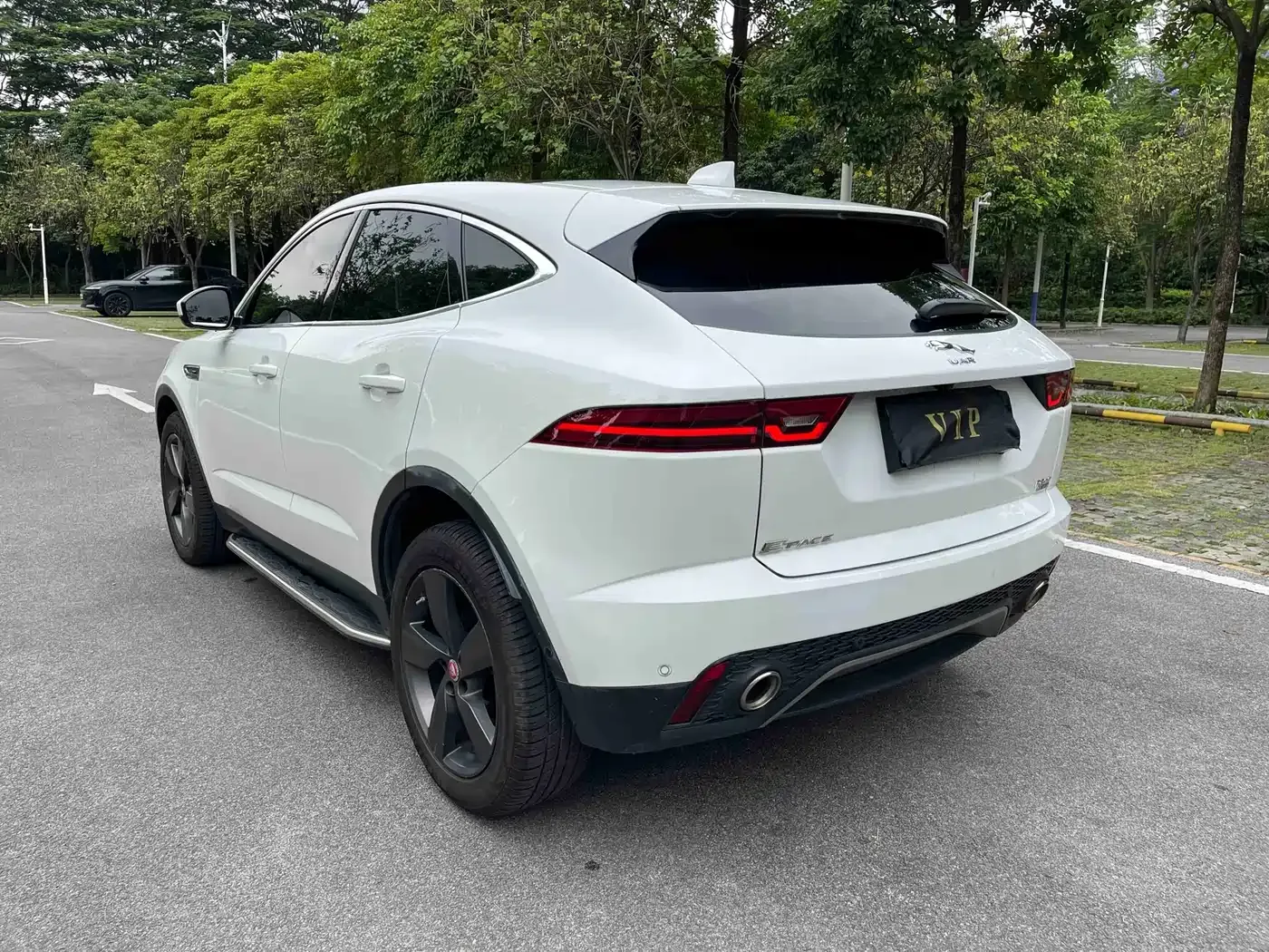 Jaguar E-PACE Model P200 China V 2021 — фото 7