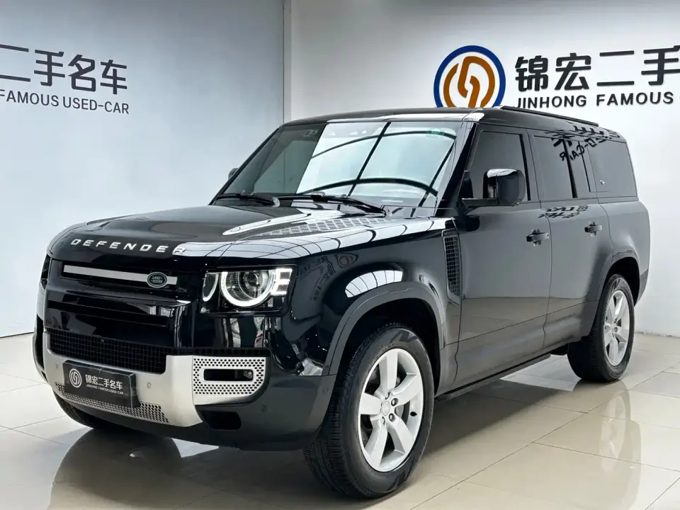 Land Rover Defender Model Year 130 3.0T P400 HSE 2024