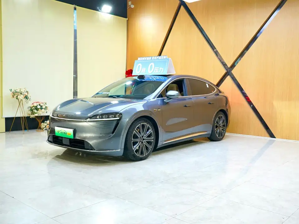 Zhijie Luxeed R7 Pure Electric 736km Ultra 2025