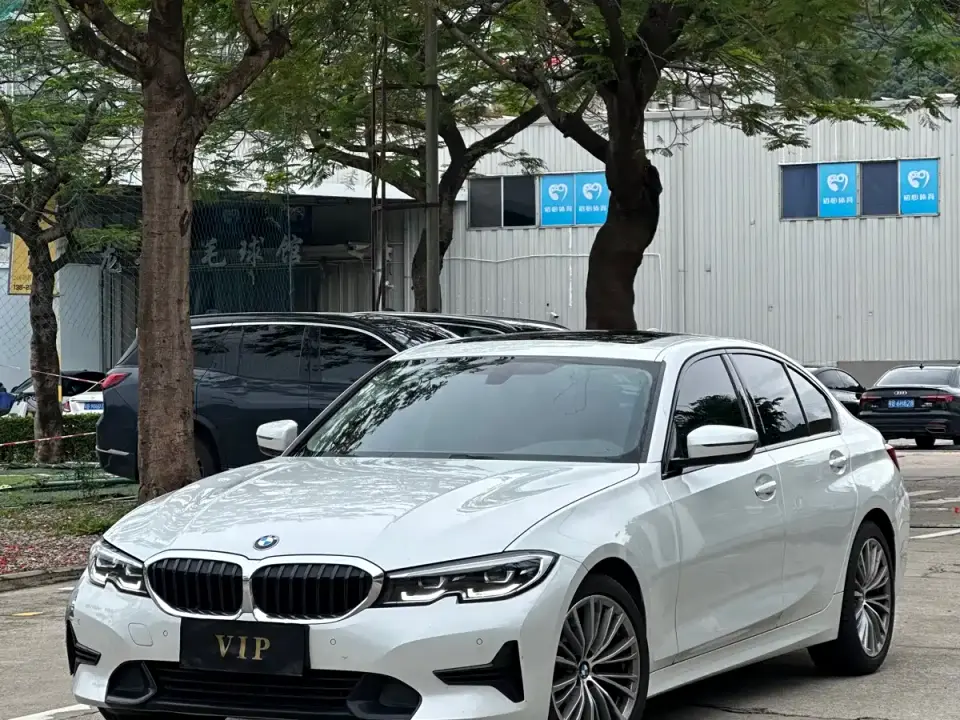BMW 3 Series 320i Sport Package 2021
