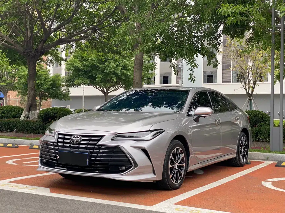 Toyota Avalon 2.0L Luxury Edition 2024