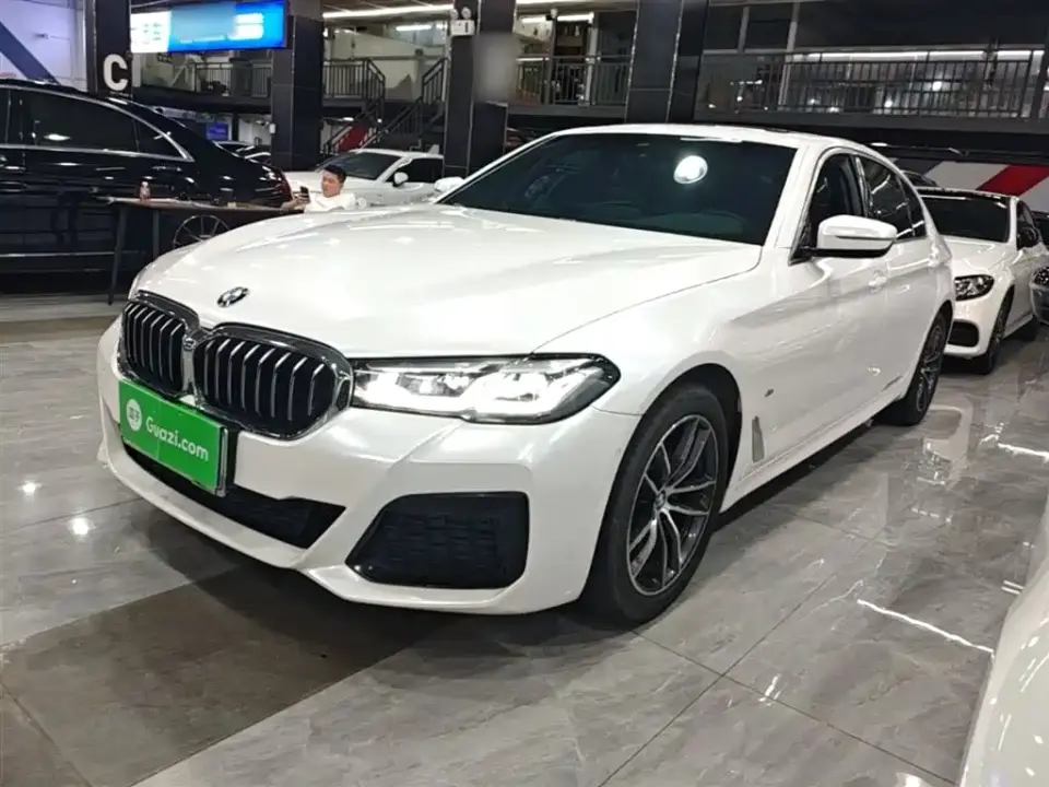 BMW 5 Series 525Li M Sport Package 2021