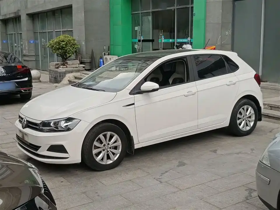Volkswagen Polo Plus 1.5L Automatic Colorful Tech Edition 2021