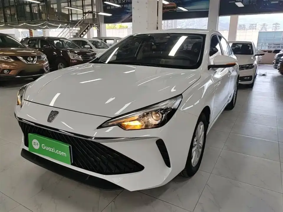 Roewe i5 1.5L CVT Luxury Edition 2025