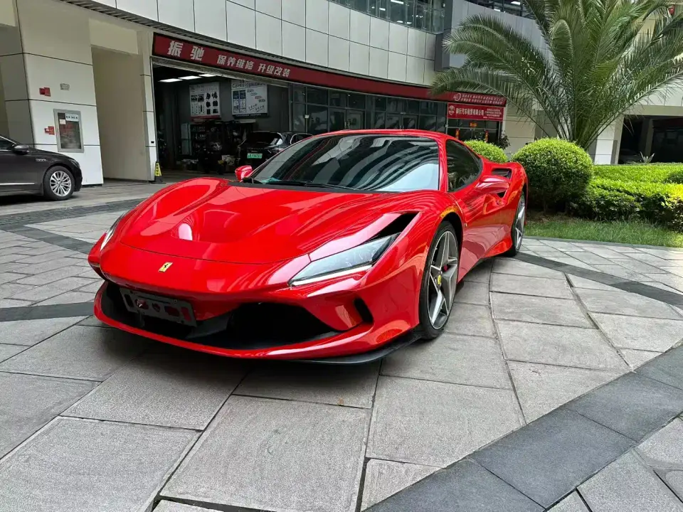 Ferrari F8 Tributo 3.9T V8 2023