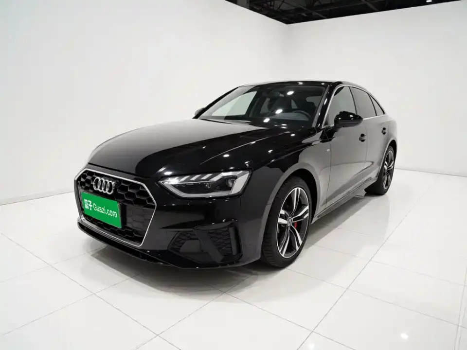 Audi A4L 40 TFSI Luxury Dynamic 2021