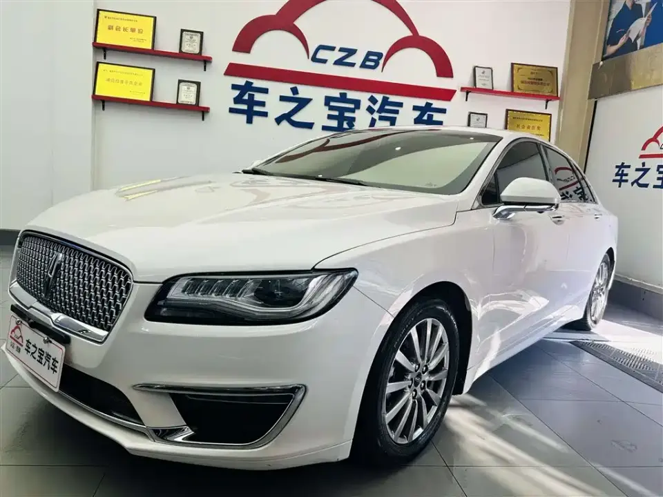 Lincoln MKZ 2.0T Premium Edition 2019