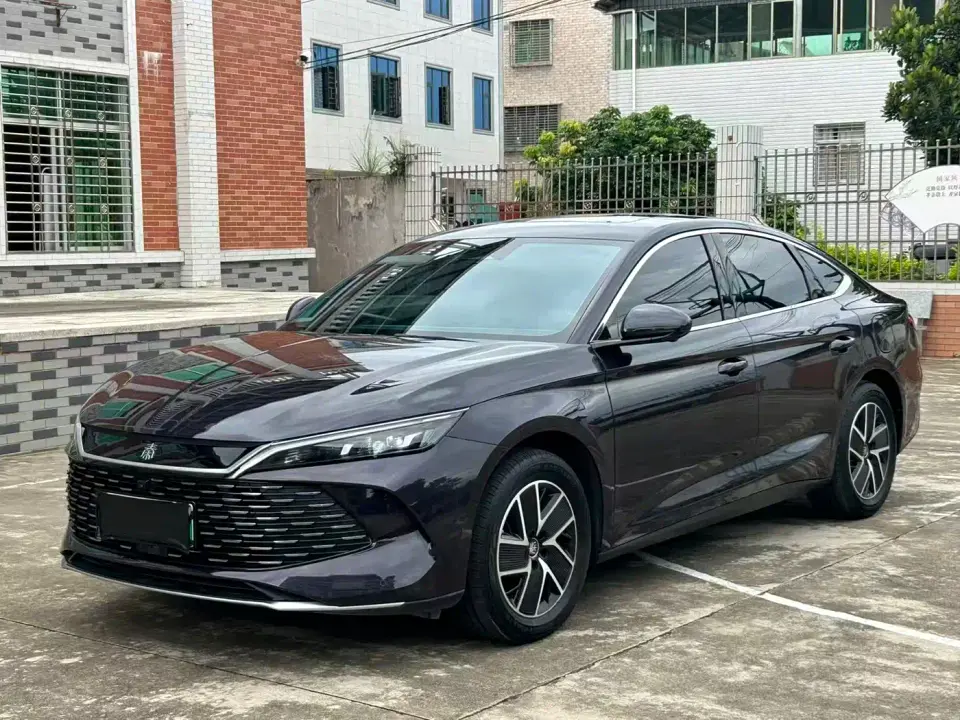 BYD Qin L DM-i 120KM Superior Edition 2024
