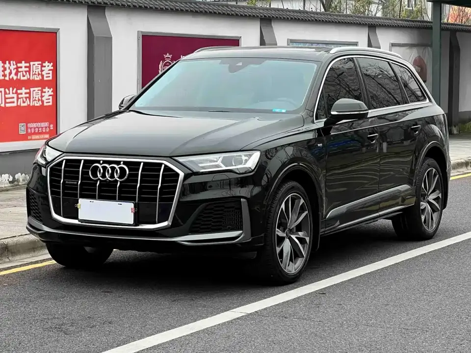 Audi Q7 55 TFSI quattro S line Ice & Snow Sport Edition 2023