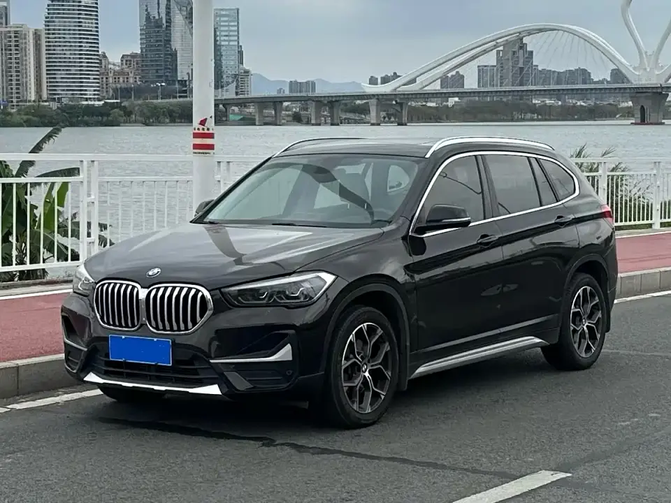 BMW X1 sDrive20Li Premium Edition 2021