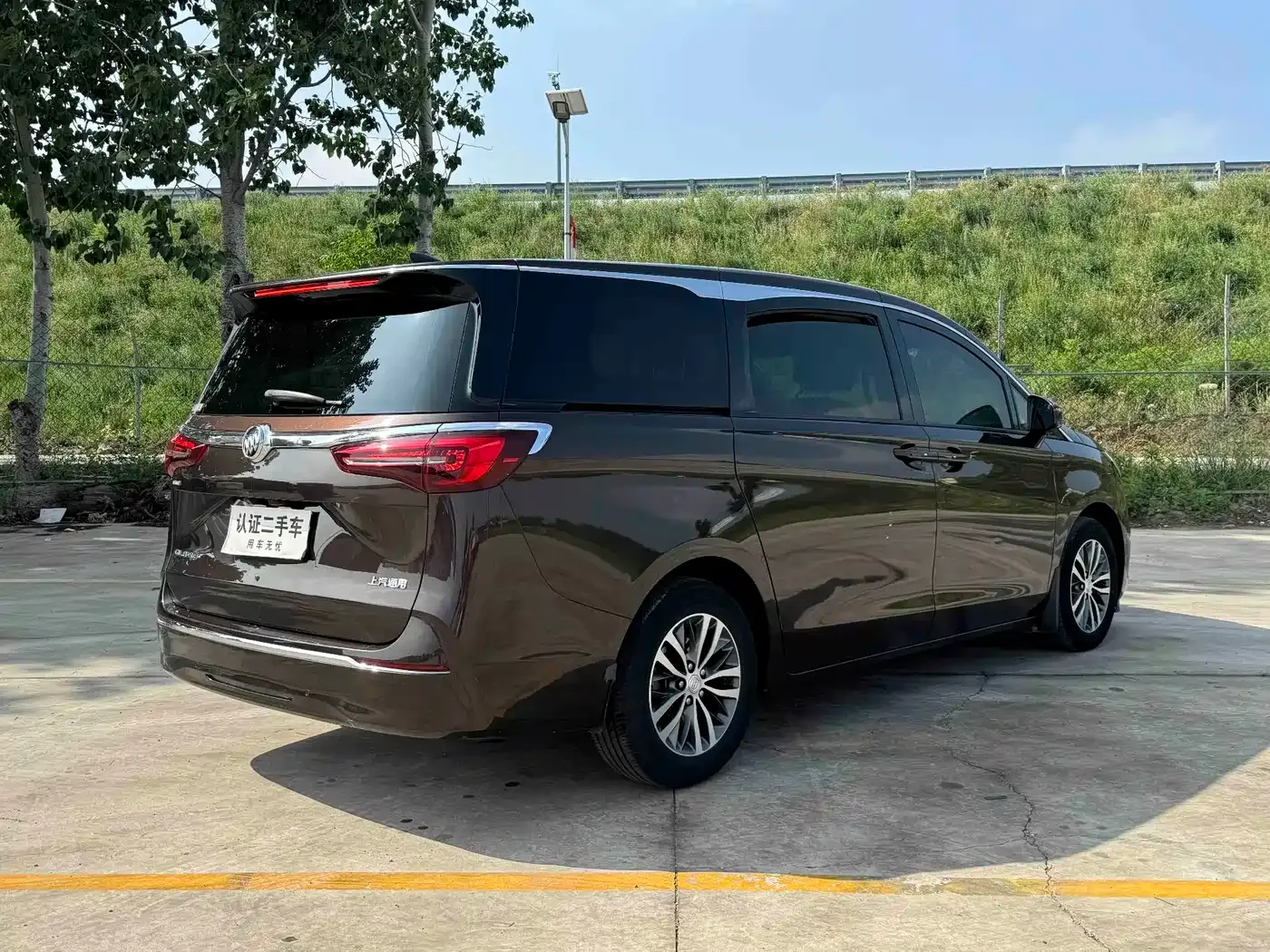 Buick GL8 ES Landlord 653T Premium 2021 — фото 14