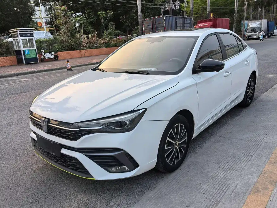 Roewe i5 Facelift 1.5L CVT Diamond Edition 2021