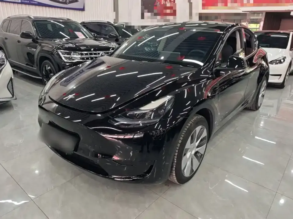 Tesla Model Y Facelift Rear-Wheel Drive Version 2023