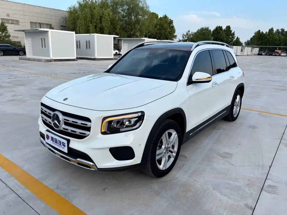 Mercedes-Benz GLB-Class Model GLB 200 Dynamic Edition 2022