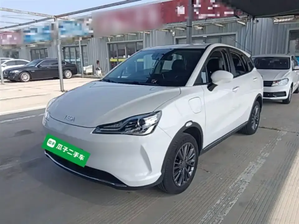 Neta Nezha V Trend 400 Lite 2022