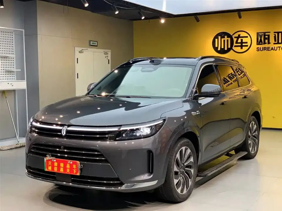 AITO Wenjie AITO M7 1.5T Smart Drive 4WD Ultra 5-seater 2024