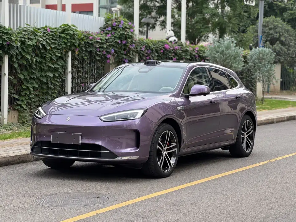 AITO Wenjie AITO M5 Extended Range Ultra AWD 2025