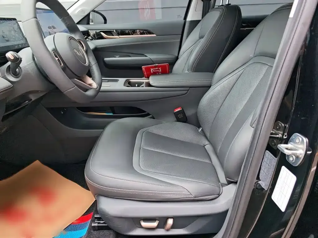 Wuling Motors Wuling Xingguang 150km Smart Pilot 2025 — фото 12