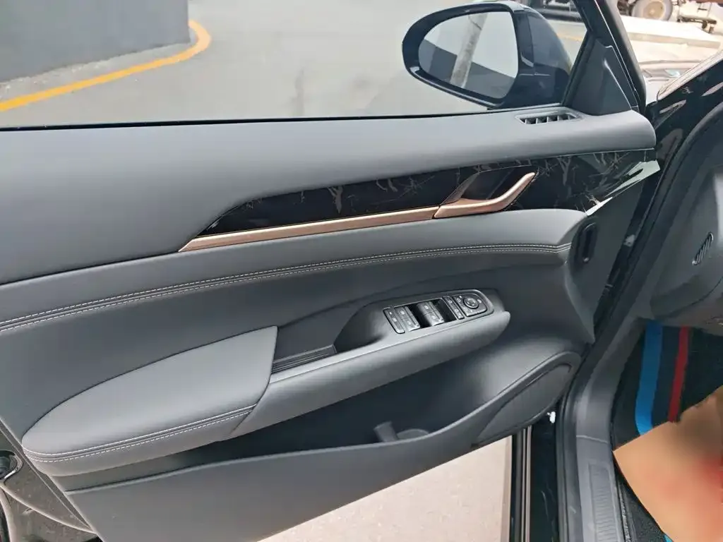 Wuling Motors Wuling Xingguang 150km Smart Pilot 2025 — фото 13