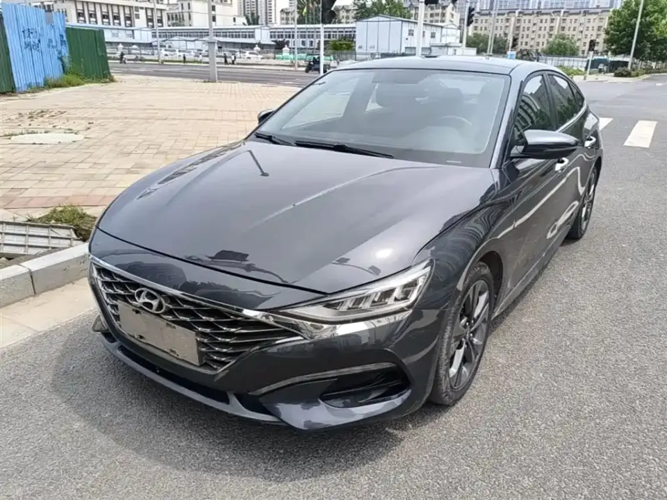 Hyundai Fista 280TGDi Sport Edition China VI 2020