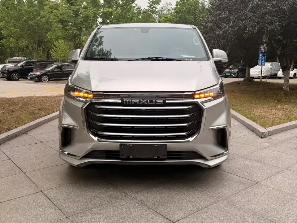 SAIC Maxus Maxus G20 Facelift ES 2.0T Gasoline Automatic Value Edition 2023