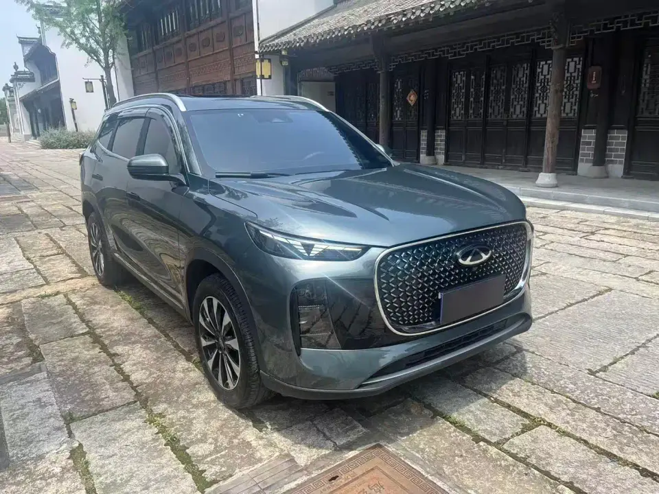 Chery Tiggo 8 PLUS 290TGDI DCT Premium 5-seater 2025