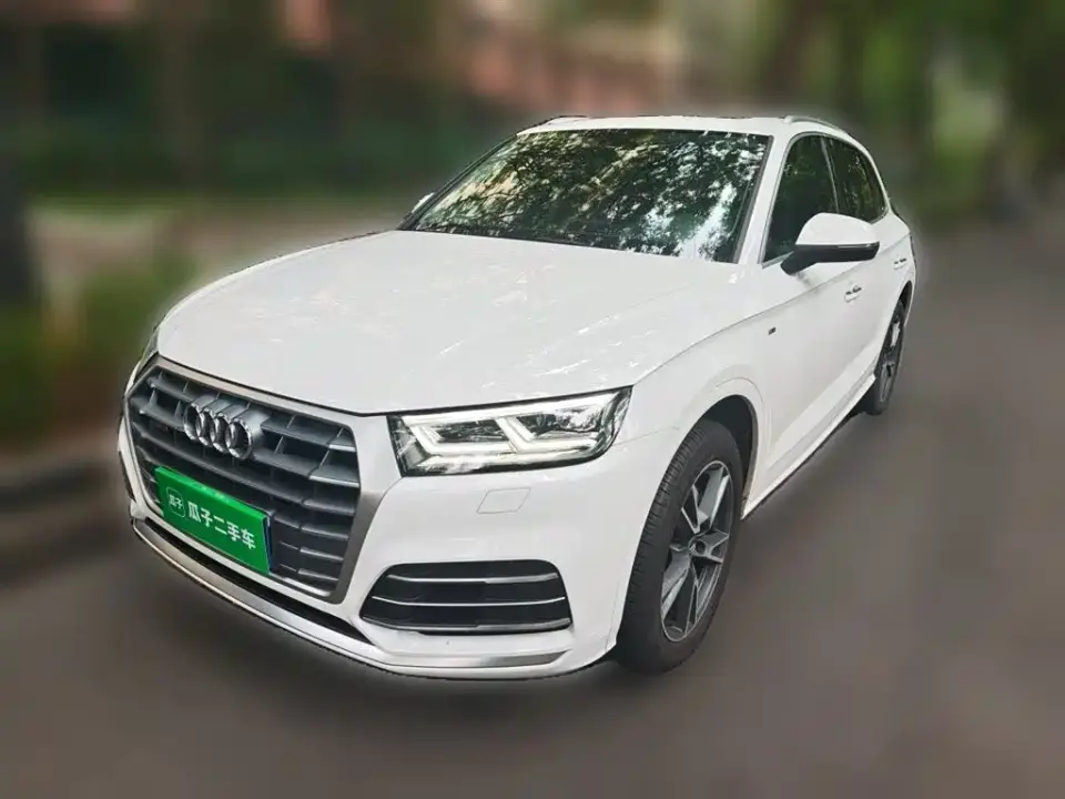 Audi Q5L Facelift 40 TFSI Honor Fashion 2020