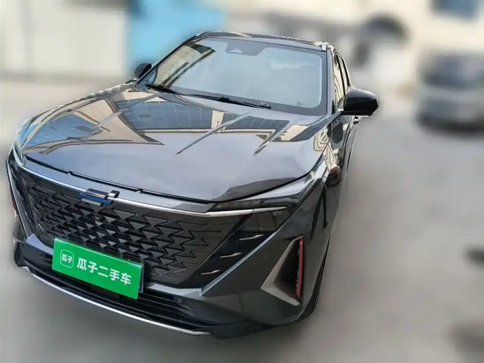 Changan Oshan Z6 Blue Whale 1.5T DCT Smart City Edition 2023