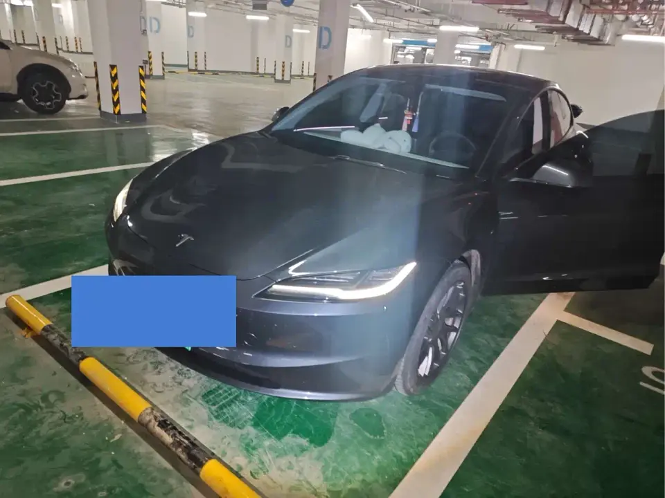 Tesla Model 3 Rear-Wheel Drive 2024