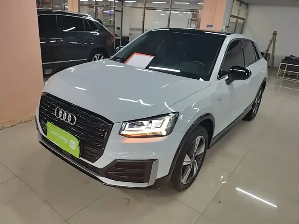 Audi Q2L 35 TFSI Fashion Dynamic Model 2020