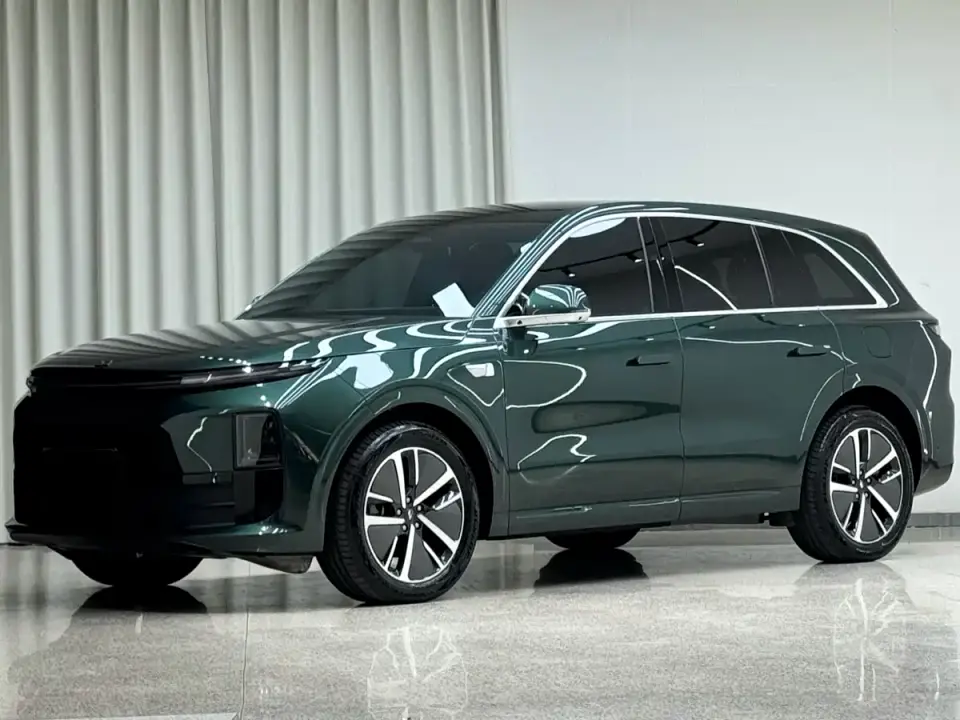 Li Auto L6 Pro 2025