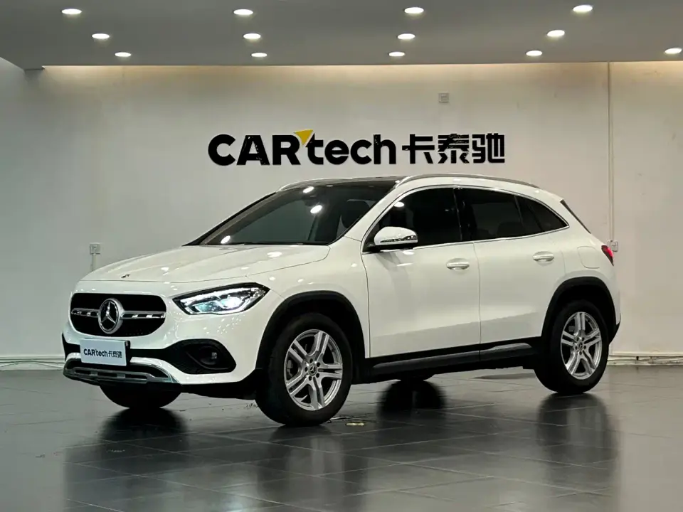 Mercedes-Benz GLA-Class GLA 200 2023