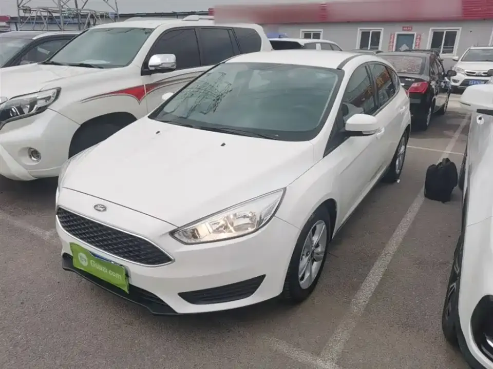 Ford Focus Hatchback Classic 1.6L Automatic Comfort Smart Edition 2019