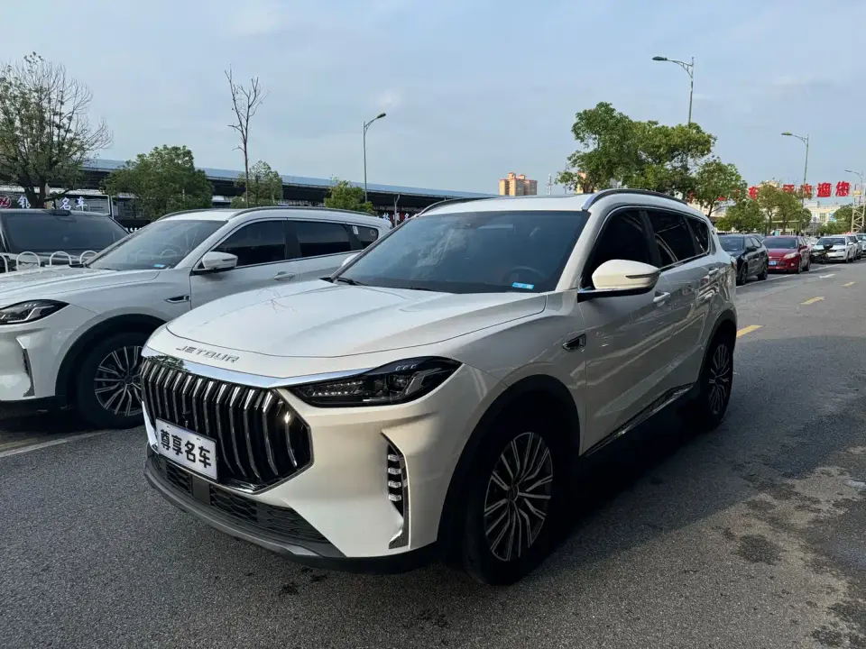 Jetour X70 PLUS Champion Edition 1.5T DCT Champion MAX 7-seater 2025