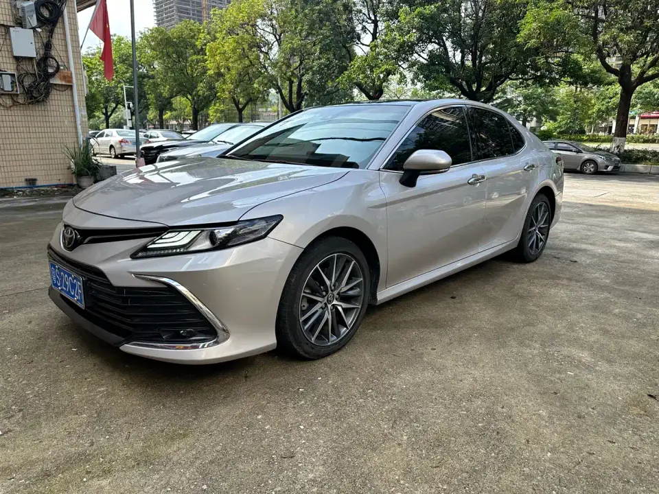 Toyota Camry 2.5G Luxury Edition 2022