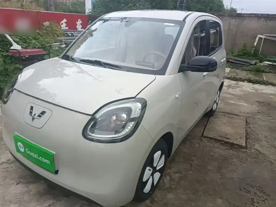 Wuling Motors Hongguang MINIEV 4-Door Advanced 2026