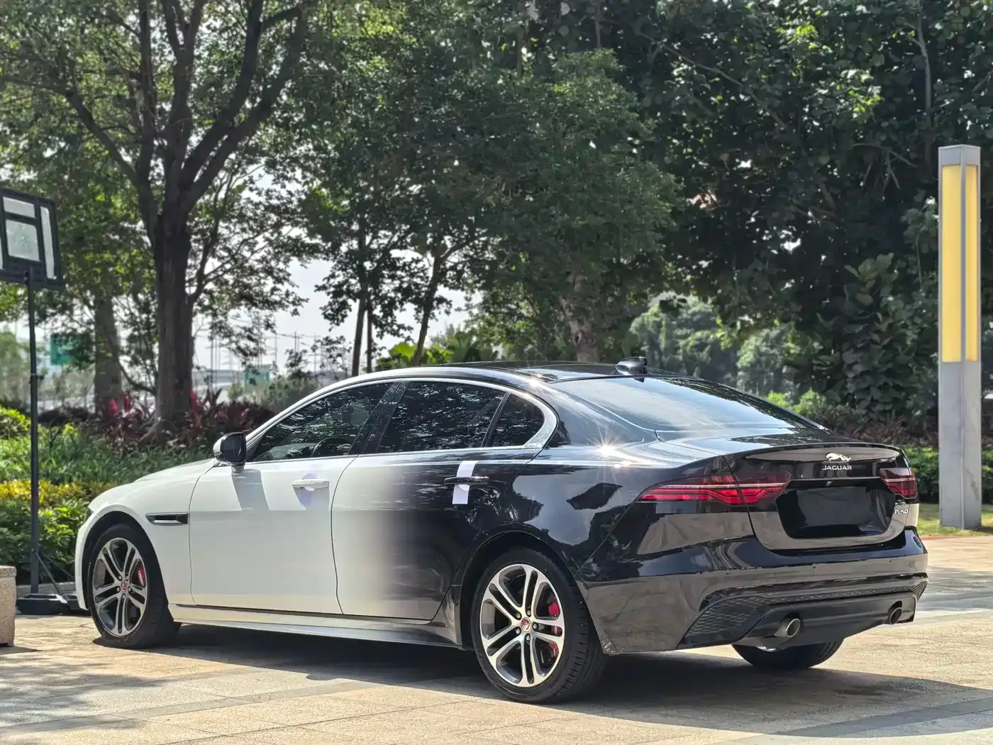 Jaguar XEL 2.0T 250PS R-DYNAMIC S Progressive Sport 2023 — фото 12